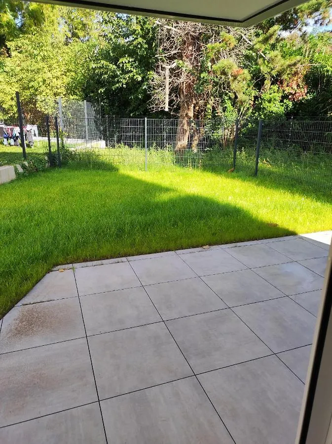 Roksox-Home Apartment Gegenueber Der Uno-City Und Kaiserwasser Vienna 0*,